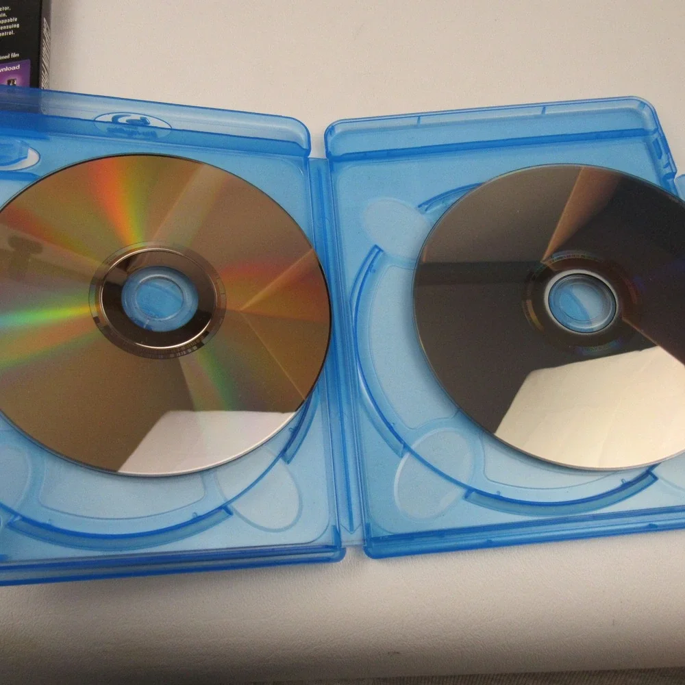 Captain Phillips Tom Hanks Blu-Ray‎ DVD Combo Pack Movie Film